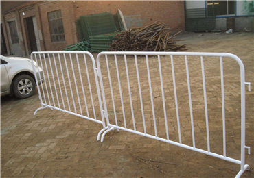 移動(dòng)護(hù)欄02 移動(dòng)護(hù)欄02